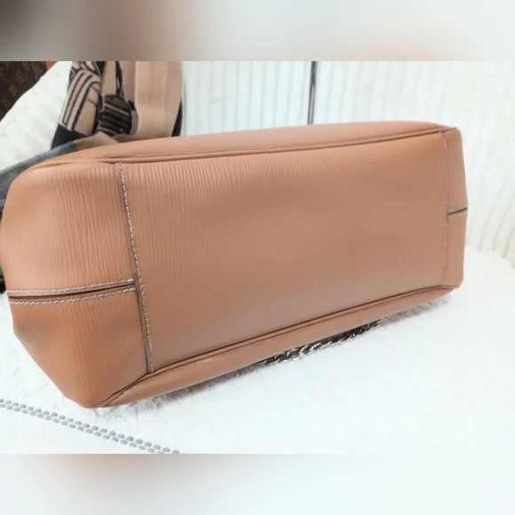 Louis Vuitton bags - Picture 12 of 16